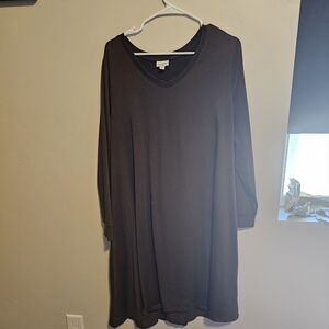 Long sleeve brown dress.